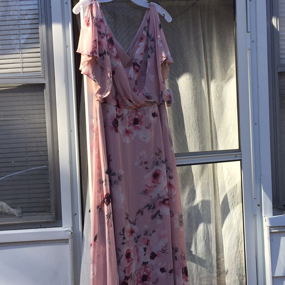 David’s Bridal Dreamy Pink Maxi Dress 🌸💐🌷🌺🌸 - Picture 2 of 16